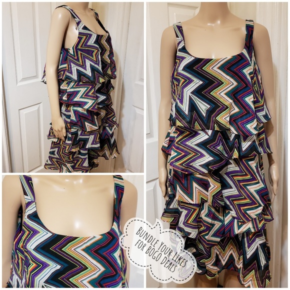 NWOT|➕ Signature by Robbie Bee {ZIGZAG TIER DRESS} - Picture 2 of 8